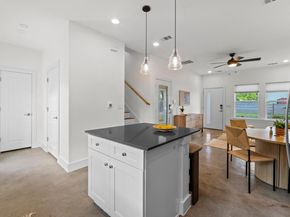 1112 Linden ST B, Austin TX 78702