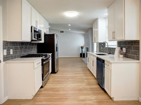 8512 Remington LN, Austin TX 78758
