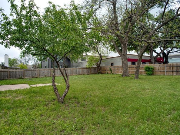 8512 Remington LN, Austin TX 78758