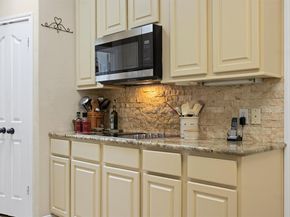 20531 Highland Lake DR, Lago Vista TX 78645