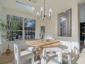 10 Lost Meadow TRL, The Hills TX 78738