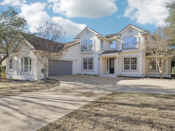 10 Lost Meadow TRL, The Hills TX 78738