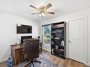 5610 Fence ROW, Austin TX 78744