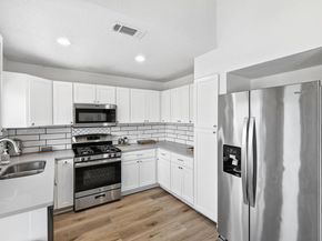 5610 Fence ROW, Austin TX 78744