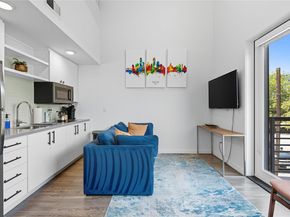 49 Navasota ST 205, Austin TX 78702