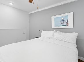 49 Navasota ST 205, Austin TX 78702