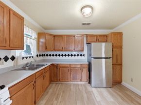 207 W 17th ST, Georgetown TX 78626