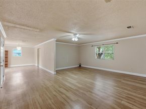 207 W 17th ST, Georgetown TX 78626