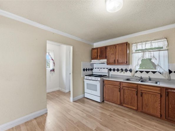 207 W 17th ST, Georgetown TX 78626