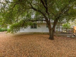 207 W 17th ST, Georgetown TX 78626
