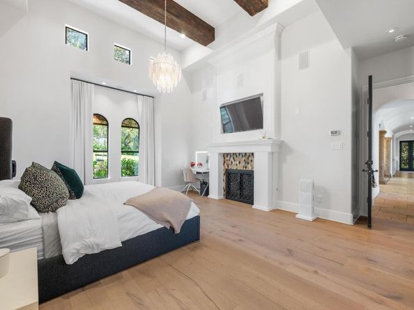12804 Hughes ST, Austin TX 78732
