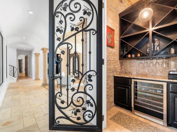 12804 Hughes ST, Austin TX 78732