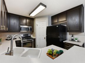 2306 Alimony CV, Austin TX 78727