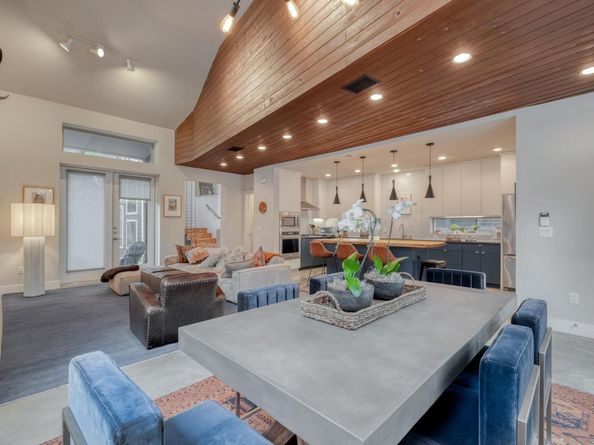 209 El Paso ST, Austin TX 78704