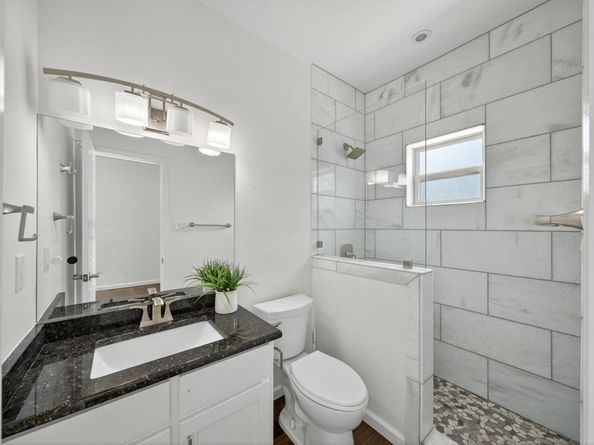 2414 Longview ST 307, Austin TX 78705