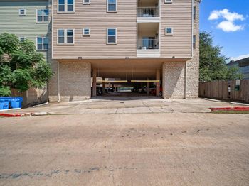 2414 Longview ST