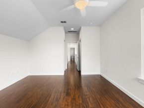 301 W Stassney LN 3, Austin TX 78745
