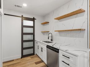 309 E Lola DR, Austin TX 78753