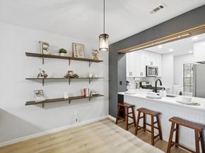 11404 Walnut Ridge DR 10, Austin TX 78753