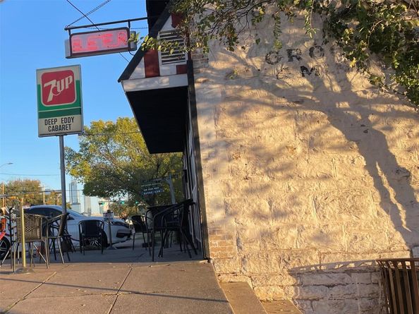 601 Hearn ST 207, Austin TX 78703