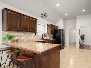 1206 Brophy DR, Pflugerville TX 78660