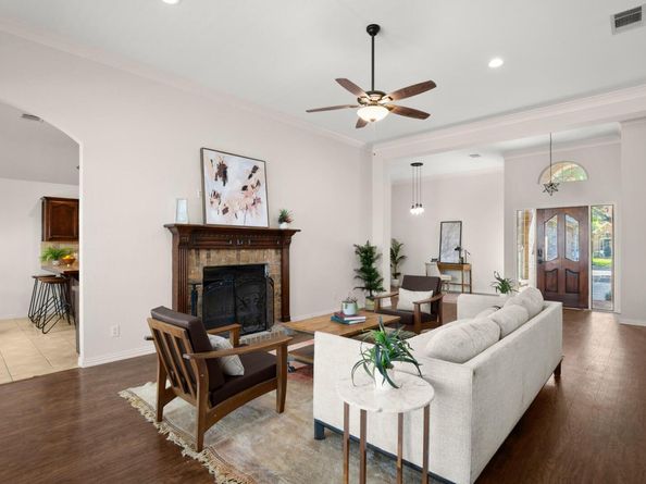 1206 Brophy DR, Pflugerville TX 78660