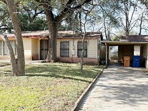 2520 S 6TH St S, Austin TX 78704