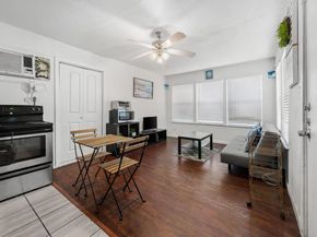 1010 W 23rd ST 16, Austin TX 78705