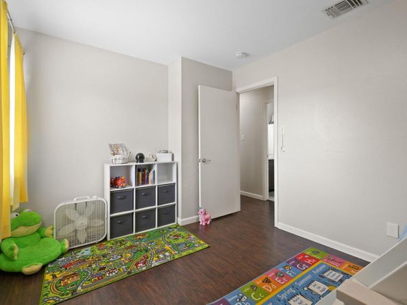 1316 Deupree DR, Austin TX 78753