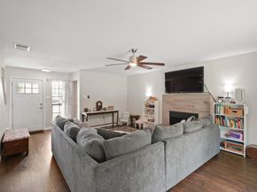 1316 Deupree DR, Austin TX 78753