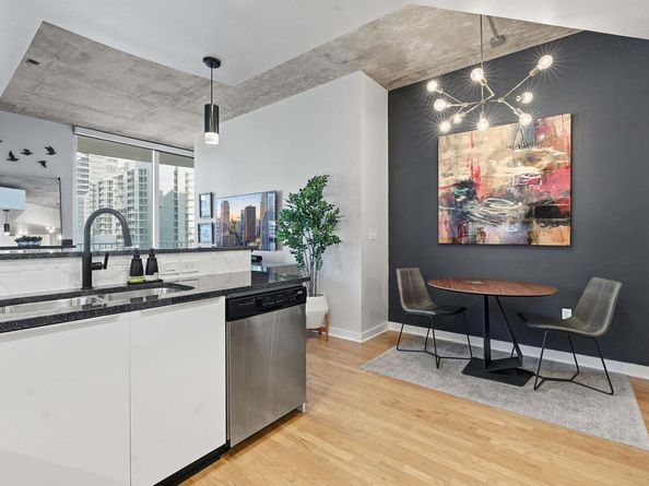 360 Nueces ST 1007, Austin TX 78701