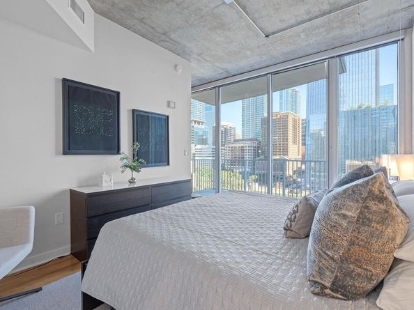 360 Nueces ST 1007, Austin TX 78701