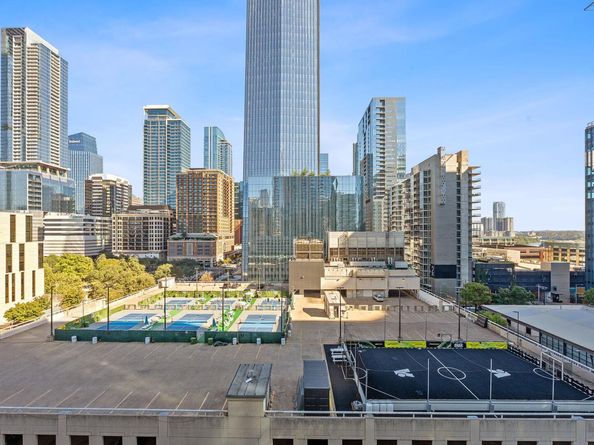 360 Nueces ST 1007, Austin TX 78701