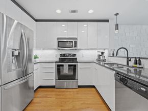 360 Nueces ST 1007, Austin TX 78701