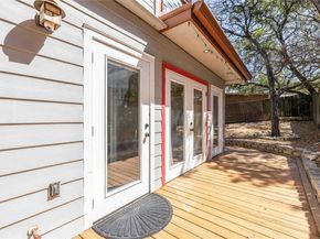 1703 Waterloo TRL B, Austin TX 78704