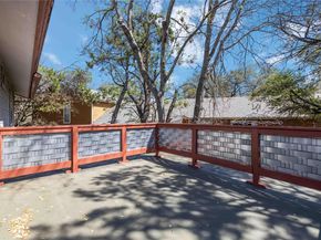 1703 Waterloo TRL B, Austin TX 78704
