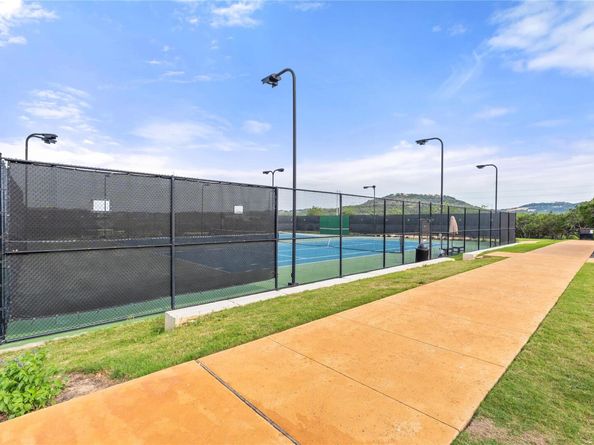 117 Beneteau DR 76, Lakeway TX 78738