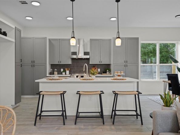 3611 Munson ST, Austin TX 78721