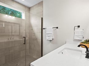 3611 Munson ST, Austin TX 78721