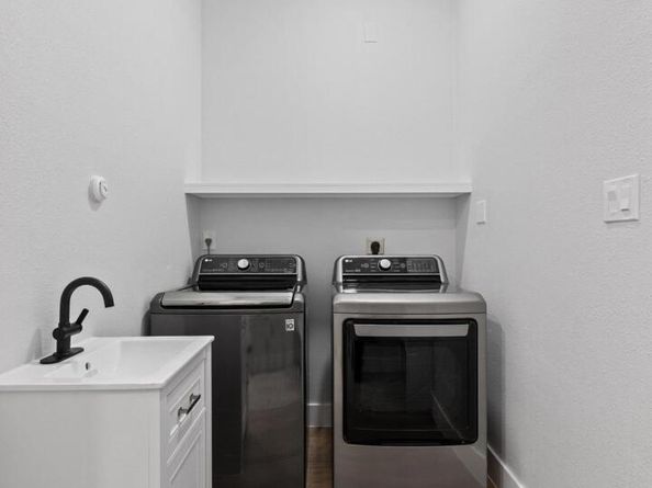 4803 Fairview DR, Austin TX 78731