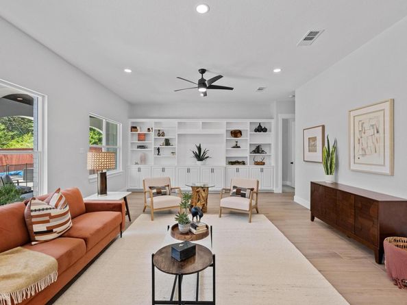 4803 Fairview DR, Austin TX 78731