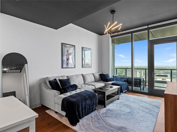 44 East Ave 3103, Austin TX 78701