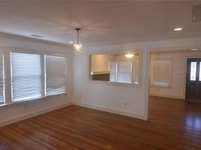 1721 Palma PLZ, Austin TX 78703
