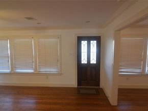 1721 Palma PLZ, Austin TX 78703