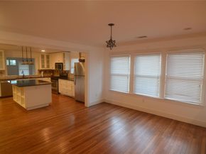 1721 Palma PLZ, Austin TX 78703