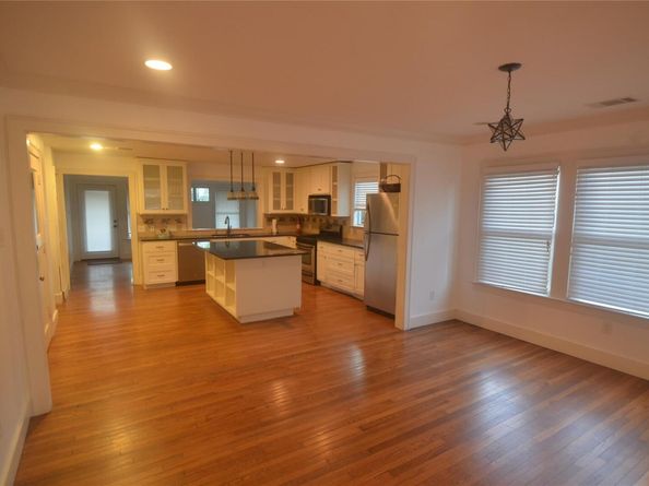 1721 Palma PLZ, Austin TX 78703