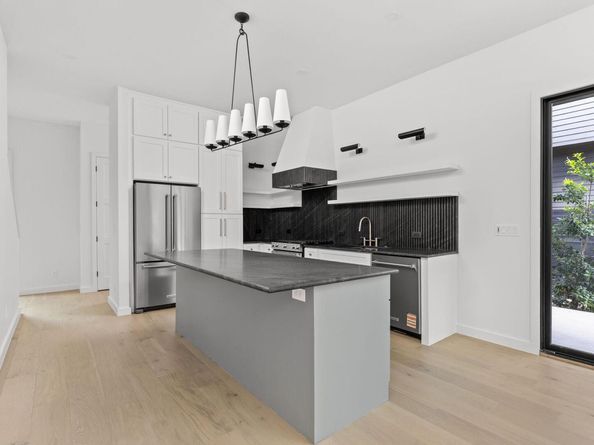 4911 Duval ST, Austin TX 78751
