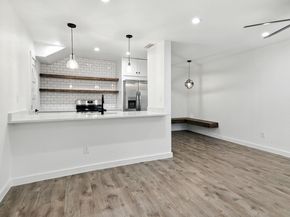 2124 Burton DR 133, Austin TX 78741