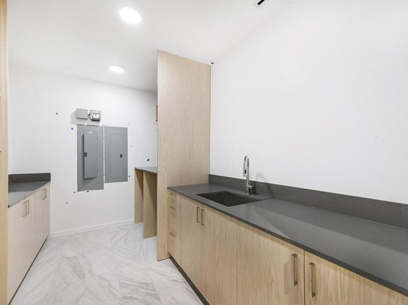 1006 Baylor ST 201, Austin TX 78703