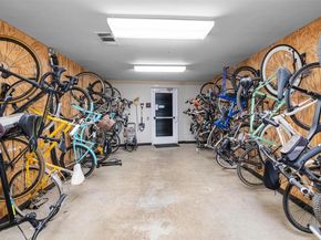 54 Rainey ST 609, Austin TX 78701